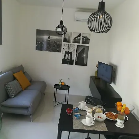 Mirela Apartmán *