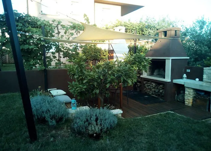 Mirela * Novigrad Istria