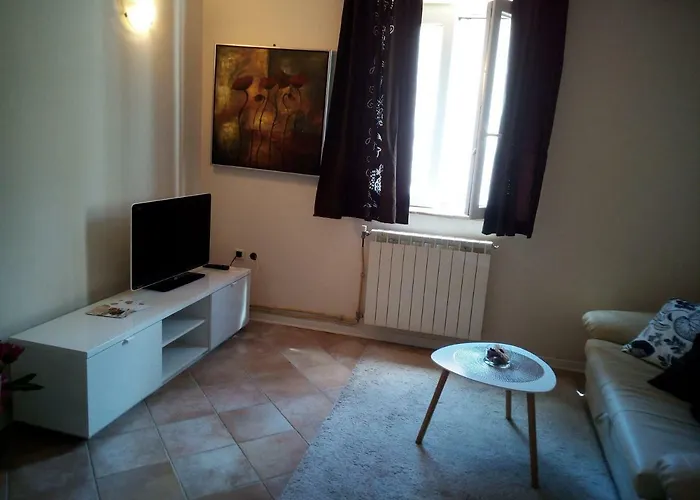 Mirela Lejlighed Novigrad Istria